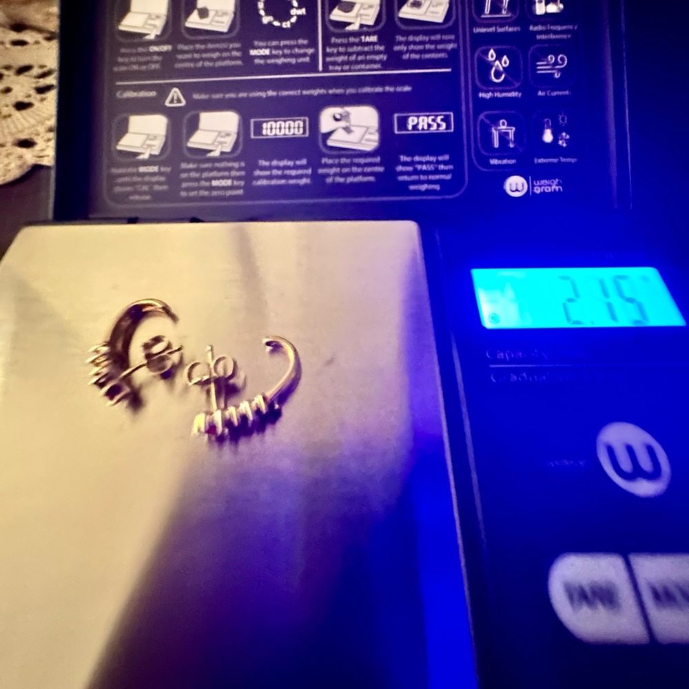 Vintage Solid 14k Ruby & Diamond Earrings 2.15 Gr. - image 8